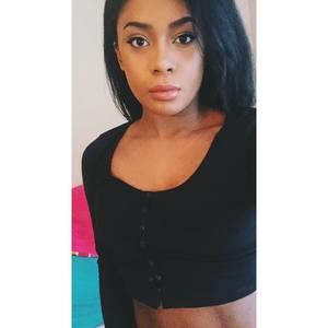 Meet your Posher, Ariana